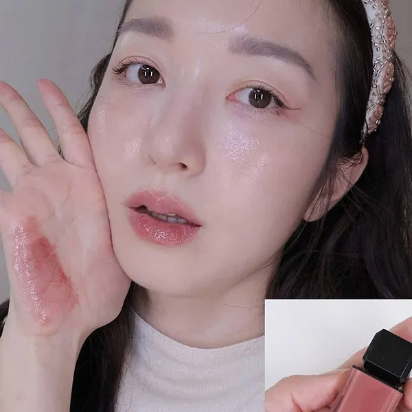 Son Bóng Hera Sensual Nude Gloss 415 Brownie Boy Màu Hồng Nâu