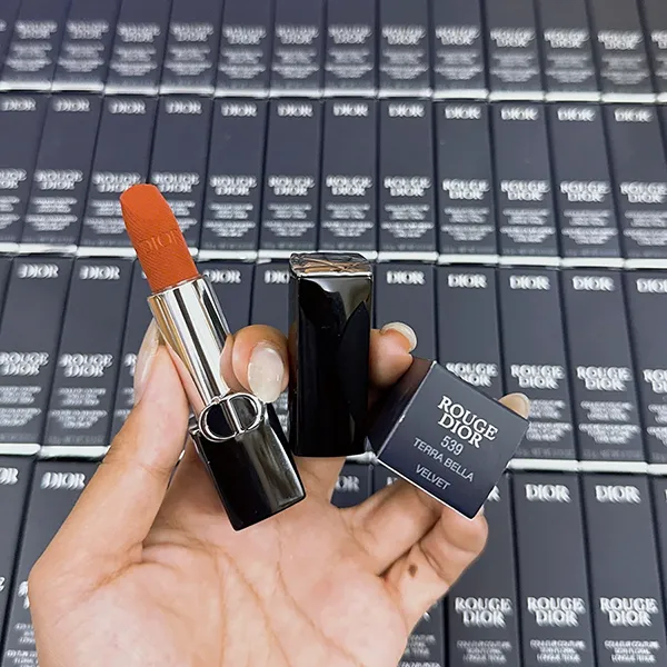 Son Dior Rouge Dior Couture Color 539 Terra Bella Velvet Finish Màu Đỏ Cam