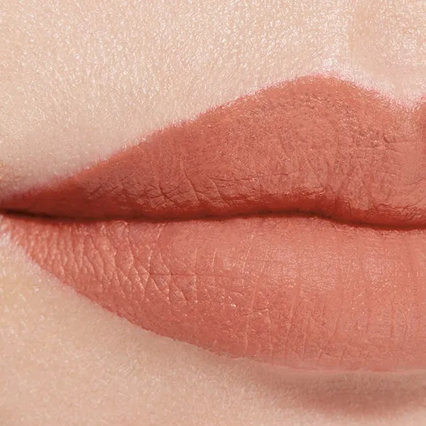 Son Kem Chanel Rouge Allure Liquid Velvet 202 Secrète Màu Be Hồng Đào 6ml