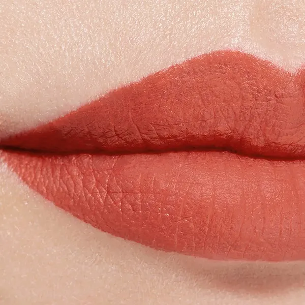 Son Kem Chanel Rouge Allure Liquid Velvet 238 Émotive Màu Hồng Caramel