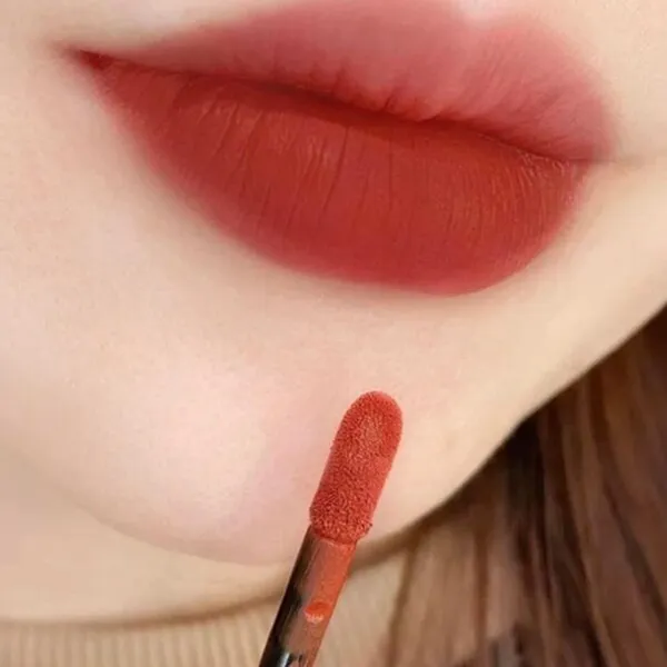 Son Kem Lì Gucci Rouge Liquid Matte 505 Janet Rust Màu Đỏ Gạch