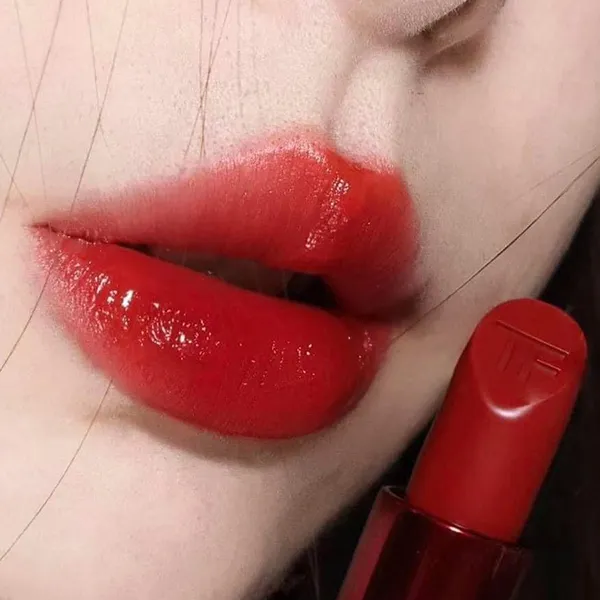 Son Lì Tom Ford Lip Color Matte Limited Edition 16 Scarlet Rouge Màu Đỏ Thuần
