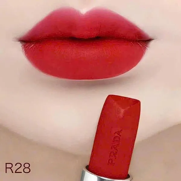 Son Prada Monochrome Hyper Matte R28 Fuoco Lipstick Màu Đỏ Thuần