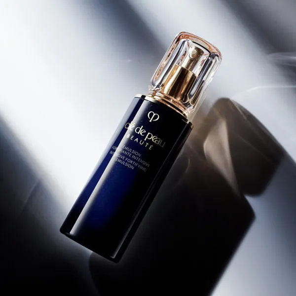 Sữa Dưỡng Da Ban Đêm Trẻ Hóa Clé De Peau Intensive Fortifying Emulsion 125ml