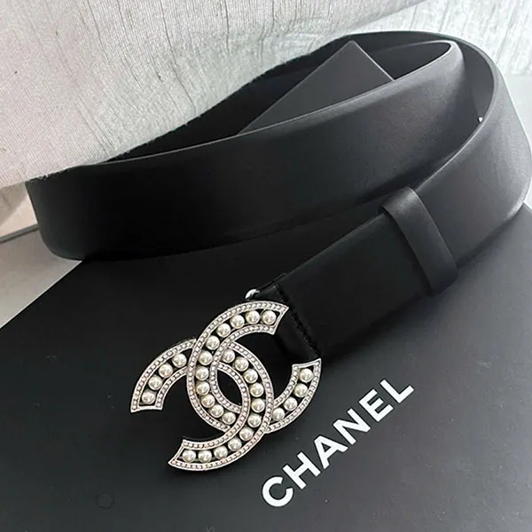 Thắt Lưng Nữ Chanel Leather Embellished CC Buckle Belt Màu Đen Size 70