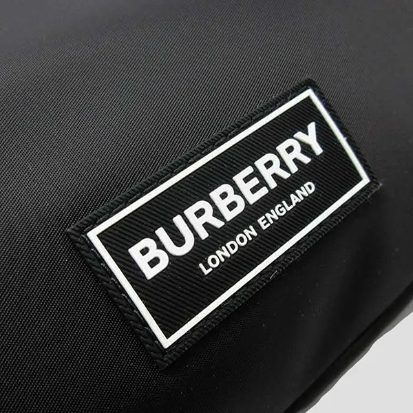 Túi Đeo Chéo Nam Burberry Black Nylon Zipper Crossbody Bag 80905701 Màu Đen