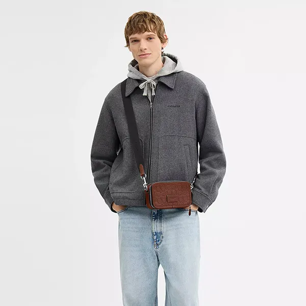 Túi Đeo Chéo Nam Coach Wyatt Crossbody Bag In Signature Leather CDP87 Màu Nâu