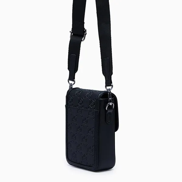 Túi Đeo Chéo Nam Lyn Zoll Infinite Vertical Crossbody Bag - Black L26CWWA049 Màu Đen