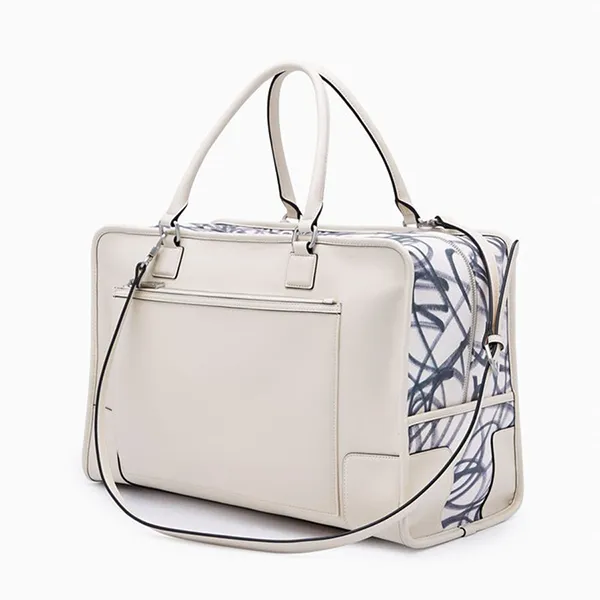 Túi Xách Tay Lyn Signature Tueslove Xl Tote Bag L26CBWA195 Ivory Màu Trắng Họa Tiết