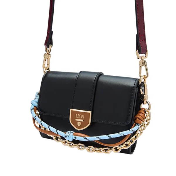 Ví Nữ Lyn Re-Edit Explore Short Wallets On Chain Black L26CWWA028 Màu Đen