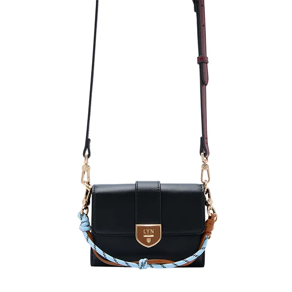 Ví Nữ Lyn Re-Edit Explore Short Wallets On Chain Black L26CWWA028 Màu Đen