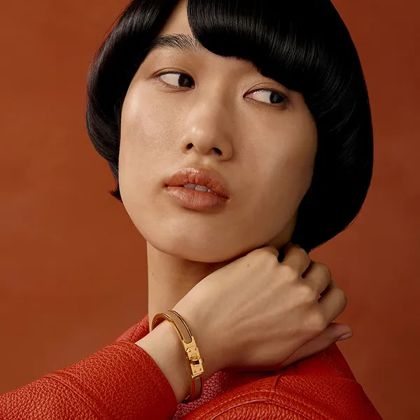 Vòng Đeo Tay Nữ Hermès Mini Clic Kelly Bracelet H200004F 19GM Yellow Gold Plated Màu Vàng