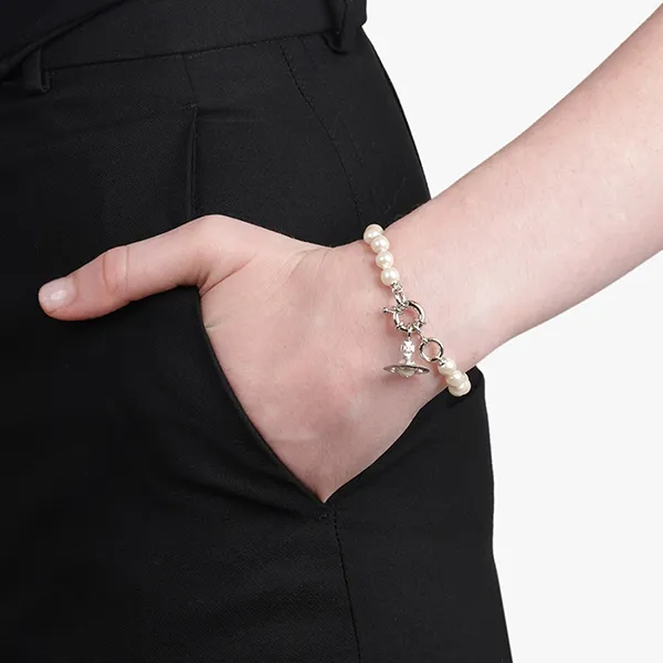 Vòng Đeo Tay Nữ Vivienne Westwood Aleksa Pearl Bracelet White/Silver Màu Trắng Kem
