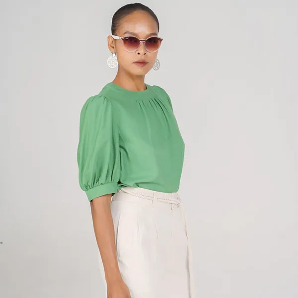 Áo Kiểu Tay Phồng Nữ F2 Fashion & Freedom New Linen New Horizon AK498-XL-S-0322 Màu Xanh Lá Size S