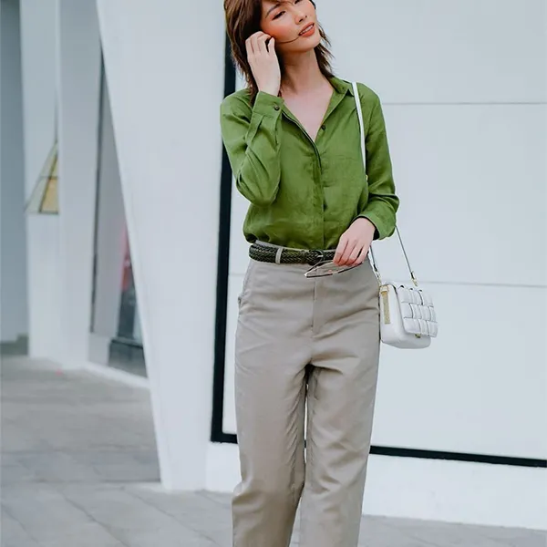 Áo Sơ Mi Nữ F2 Fashion & Freedom Women's Linen Shirt In Military Green Summer Fragrance SMW360-XRL-S-0422 Màu Xanh Rêu Size S