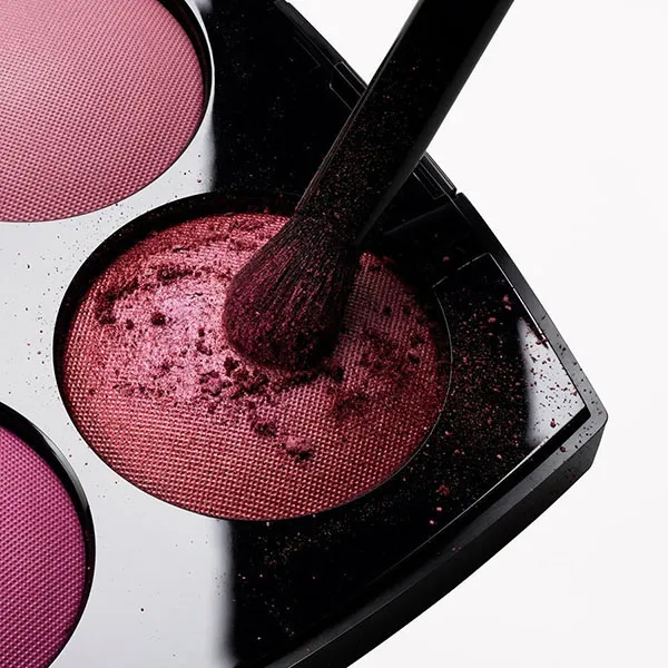 Bảng Phấn Mắt Chanel Rouge Noir Confidence Eyeshadow And Blush Palette