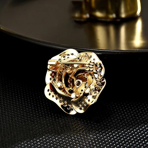 Cài Áo Nữ Meri Little Camellia BR989 Màu Vàng