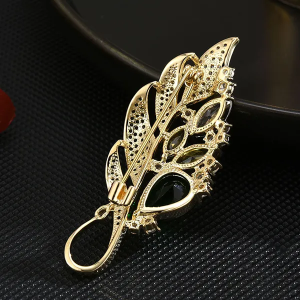 Cài Áo Nữ Meri Tender Leaf BR987 Màu Xanh