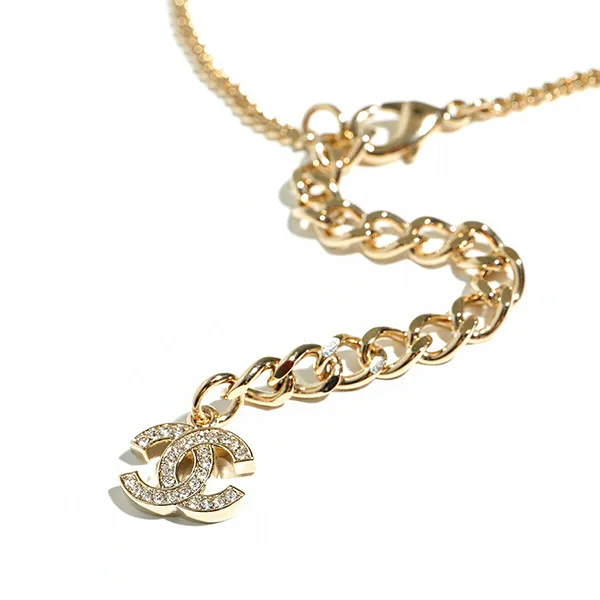 Dây Chuyền Nữ Chanel Necklace Aba245 B10373 Women's Rhinestone Chain Pendant With Coco Mark Cc Logo Accessory NM084 Màu Vàng