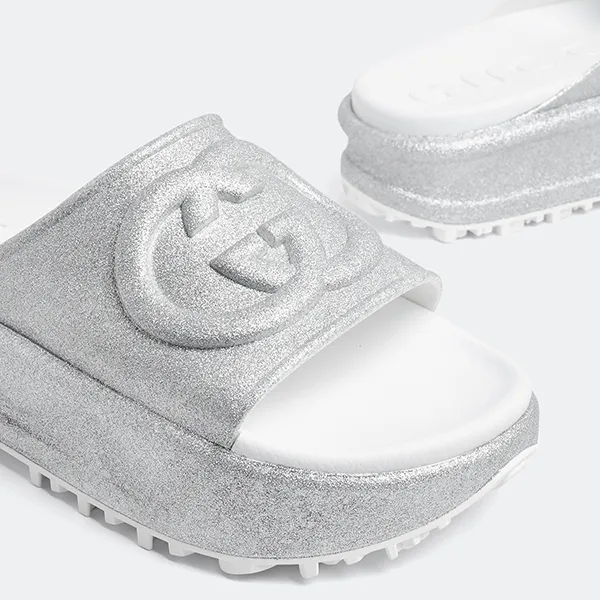 Dép Nữ Gucci Interlocking G Slide Sandals 725541JAAC88106 Màu Bạc Size 36