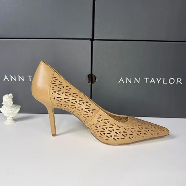 Giày Cao Gót Nữ Ann Taylor Leather Perforated Pump Desert Sand Màu Nâu Vàng Size 40-41