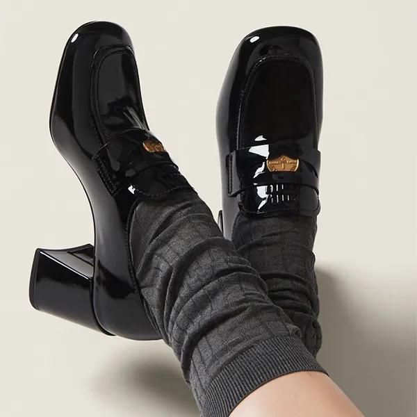 Giày Lười Nữ Miu Miu Leather Penny Loafers Màu Đen