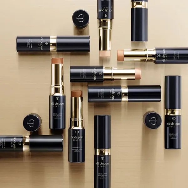 Kem Che Khuyết Điểm Dạng Thỏi Clé De Peau Beauté Concealer Sunscreen SPF25/PA+++ Tone 4 Almond