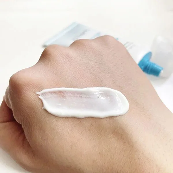 Kem Chống Nắng Cấp Ẩm Make P:rem UV Defense Me Watery Capsule Sun Cream SPF50+ PA++++