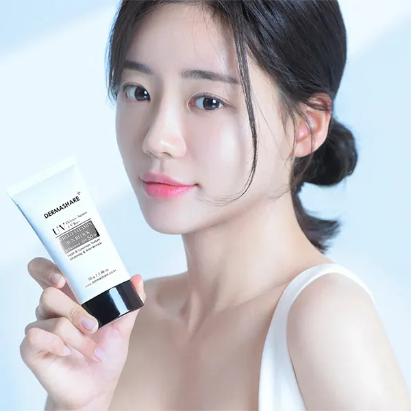 Kem Chống Nắng Dermashare UV Shield Vitamin Sun Block SPF50+ PA++++ 70ml