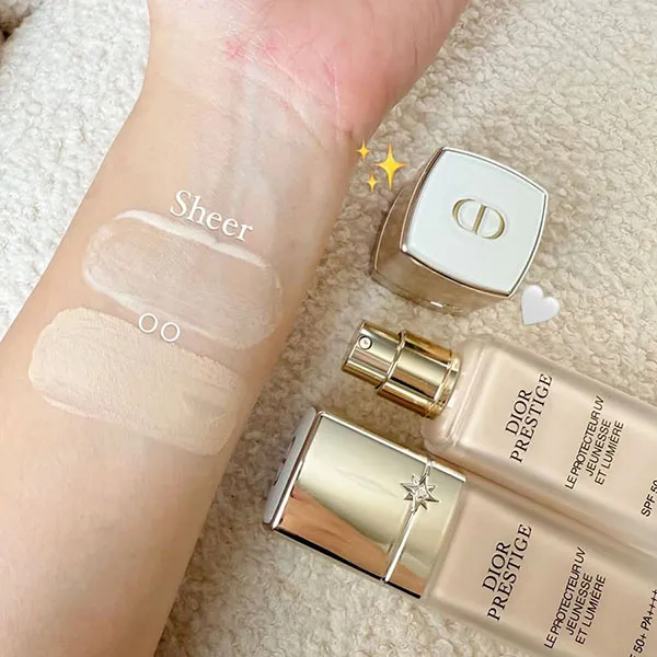 Kem Chống Nắng Dior Prestige Le Protecteur UV Jeunesse Et Lumière SPF 50+ PA++++ Tone 00 30ml