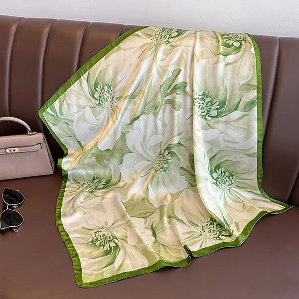 Khăn Choàng Nữ Meri Elegant Bloom SC60 Màu Xanh Trắng