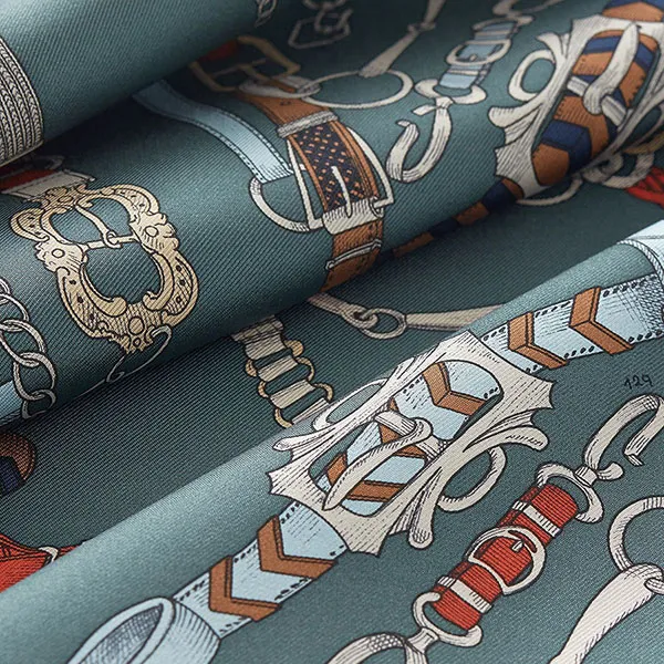 Khăn Hermès Les Chevaux Dechaines Scarf 90 Blanc/ Orange Cuit/ Gris H004096S 13 Màu Xanh Xám