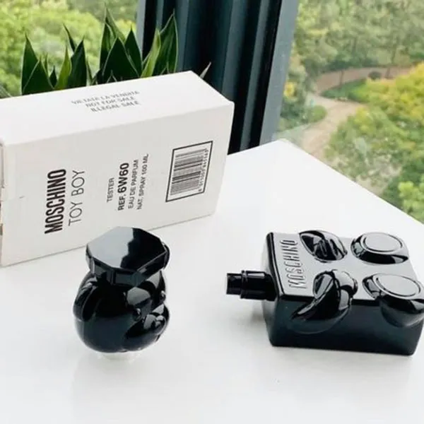 Nước Hoa Nam Moschino Toy Boy Eau De Parfum 100ml (Bản Tester)