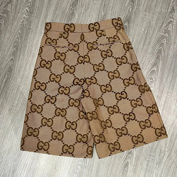 Quần Short Nam Gucci Jumbo 673181 ZAHT6 2580 Màu Be Size 44