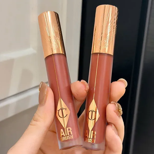 Son Kem Charlotte Tilbury Airbrush Flawless Lip Blur Walk Of No Shame Blur Màu Đỏ Hồng Đất