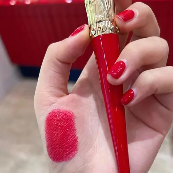 Son Lì Christian Louboutin Rouge Stiletto Glossy Shineshine Lipstick Private Red 111S Màu Đỏ Hồng