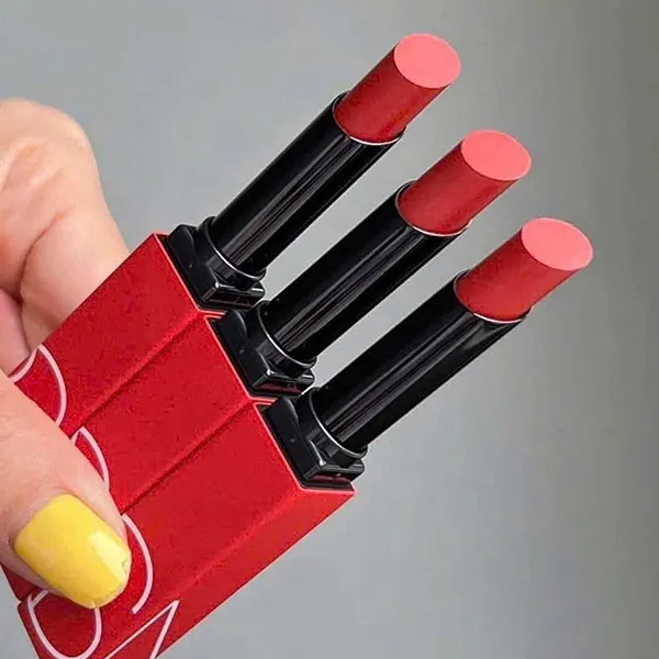 Son Nars Powermatte Lip 131 Notorious Màu Đỏ Cam