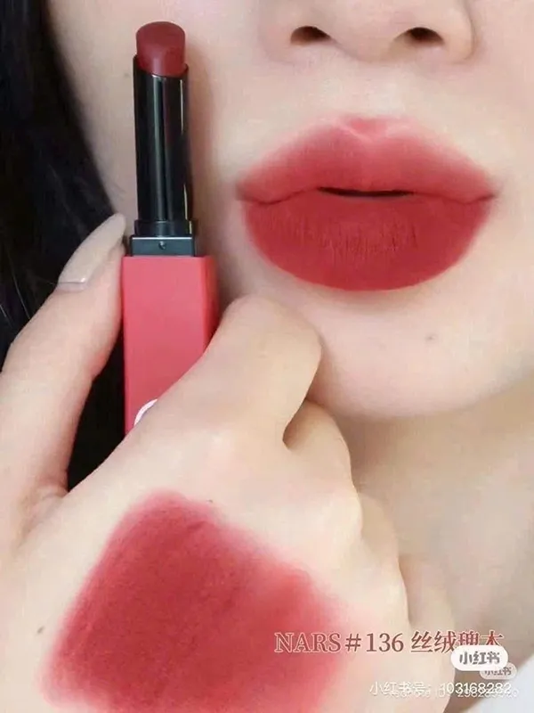 Son Nars Powermatte Lipstick 136 Get Lucky Màu Đỏ Burgundy