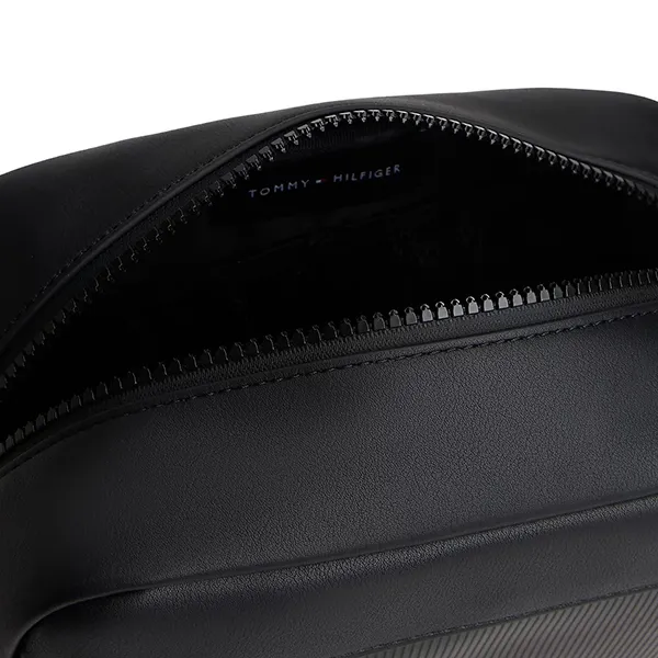 Túi Cầm Tay Nam Tommy Hilfiger Clutch Bag AM0AM13949_BDS Màu Đen