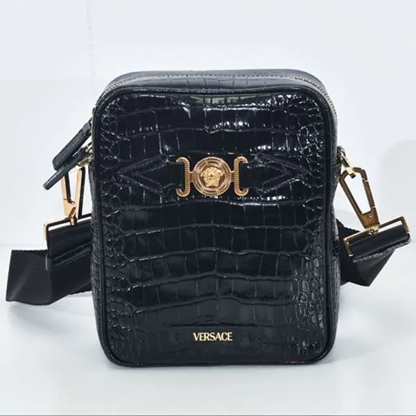 Túi Đeo Chéo Nam Versace Men's Crocodile Biggie Shoulder Bag 1000721 Màu Đen