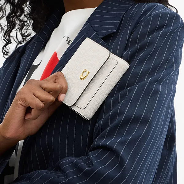 Ví Nữ Coach Mila Small Flap Wallet CAO13 Màu Trắng