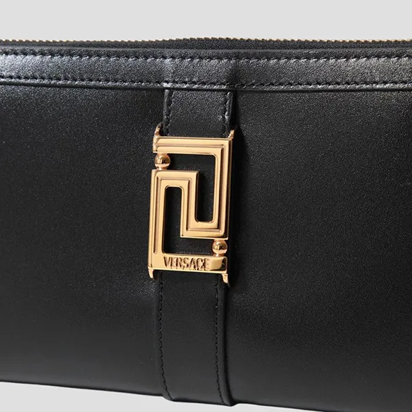 Ví Nữ Versace Greca-Buckle Zip Wallet In Black 1007135 1A05134 Màu Đen
