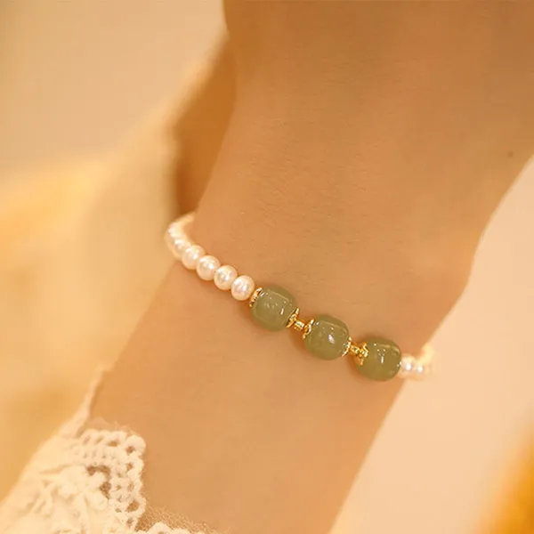 Vòng Đeo Tay Nữ Jessica Pearl Jade Pearl JB12 Màu Trắng