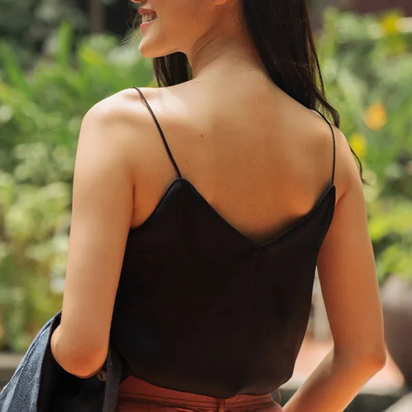 Áo Hai Dây Lụa Nữ F2 Fashion & Freedom AK376-D-S-0320 Màu Đen Size S