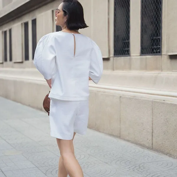 Áo Kiểu Nữ F2 Fashion & Freedom Becoming Unveil AK469-TCN-S-0621 Màu Trắng Size S