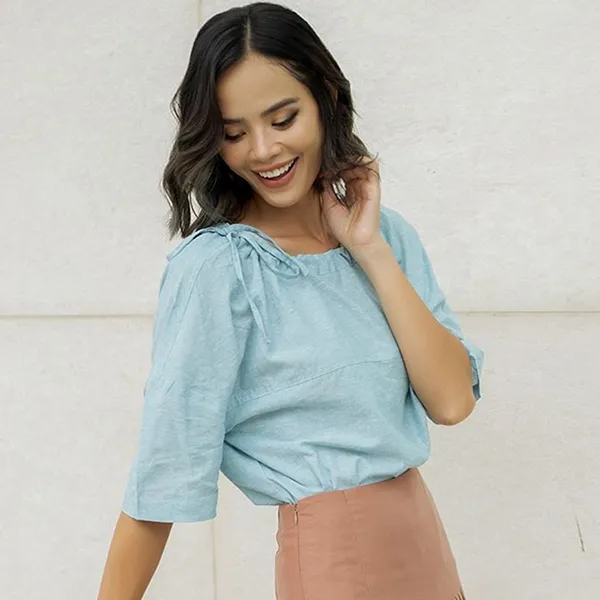 Áo Kiểu Nữ F2 Fashion & Freedom Harmony Blue Linen Shirt AK421-X-S-0820 Màu Xanh Blue Size S