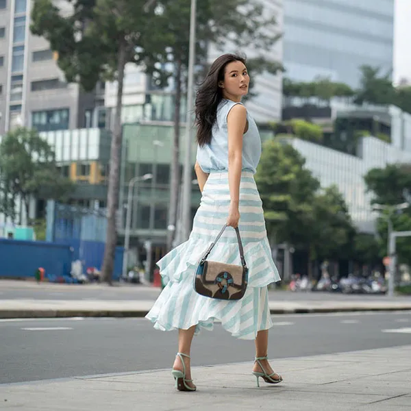 Áo Kiểu Nữ F2 Fashion & Freedom Linen AK540-X-S-1022 Màu Xanh Nhạt Size S