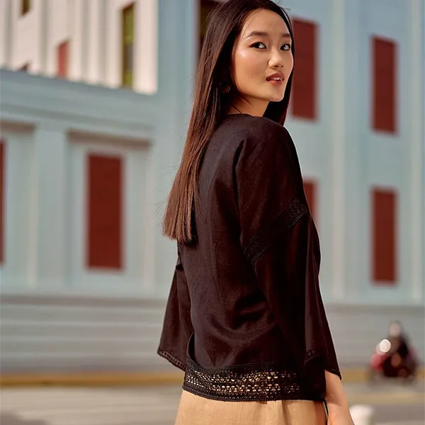 Áo Kiểu Nữ F2 Fashion & Freedom Summer Muse Black Silk Blouse AK521-D-S-0622 Màu Đen Size S