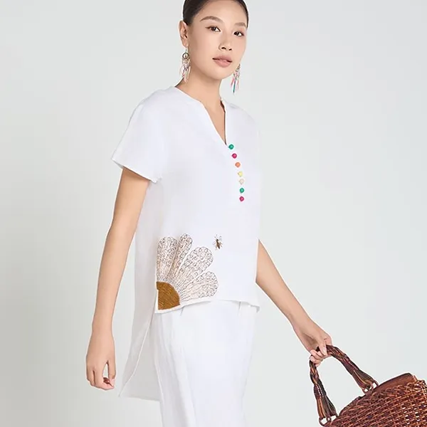 Áo Kiểu Nữ F2 Fashion & Freedom White Linen Blouse Embroidered With A Touch Of Effortless Elegance AK641-TRANG THEU-S-0325 Màu Trắng Size S