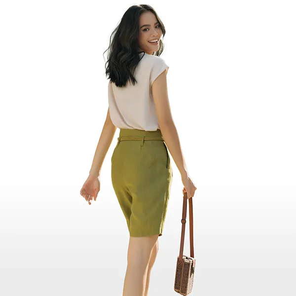 Áo Sơ Mi Cổ Vuông Nữ F2 Fashion & Freedom Linen Chu Du Phố AK389-K-S-0420 Màu Kem Size S